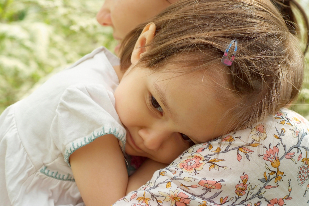 Застенчивый ребенок: как помочь ребенку преодолеть стеснение?