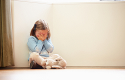 Насилие без насилия: методы воспитания, которые ломают психику ребенка