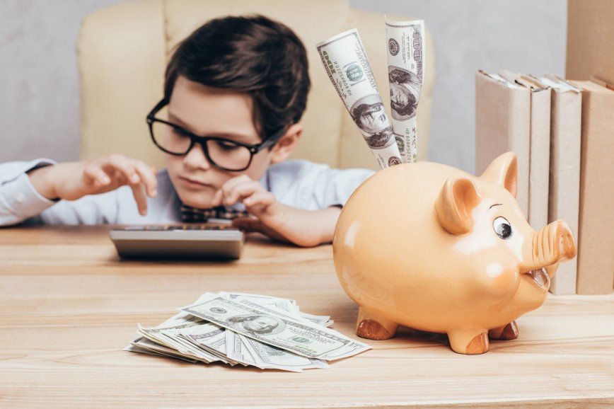 Как научить ребенка копить  и воспитать правильное отношение к деньгам