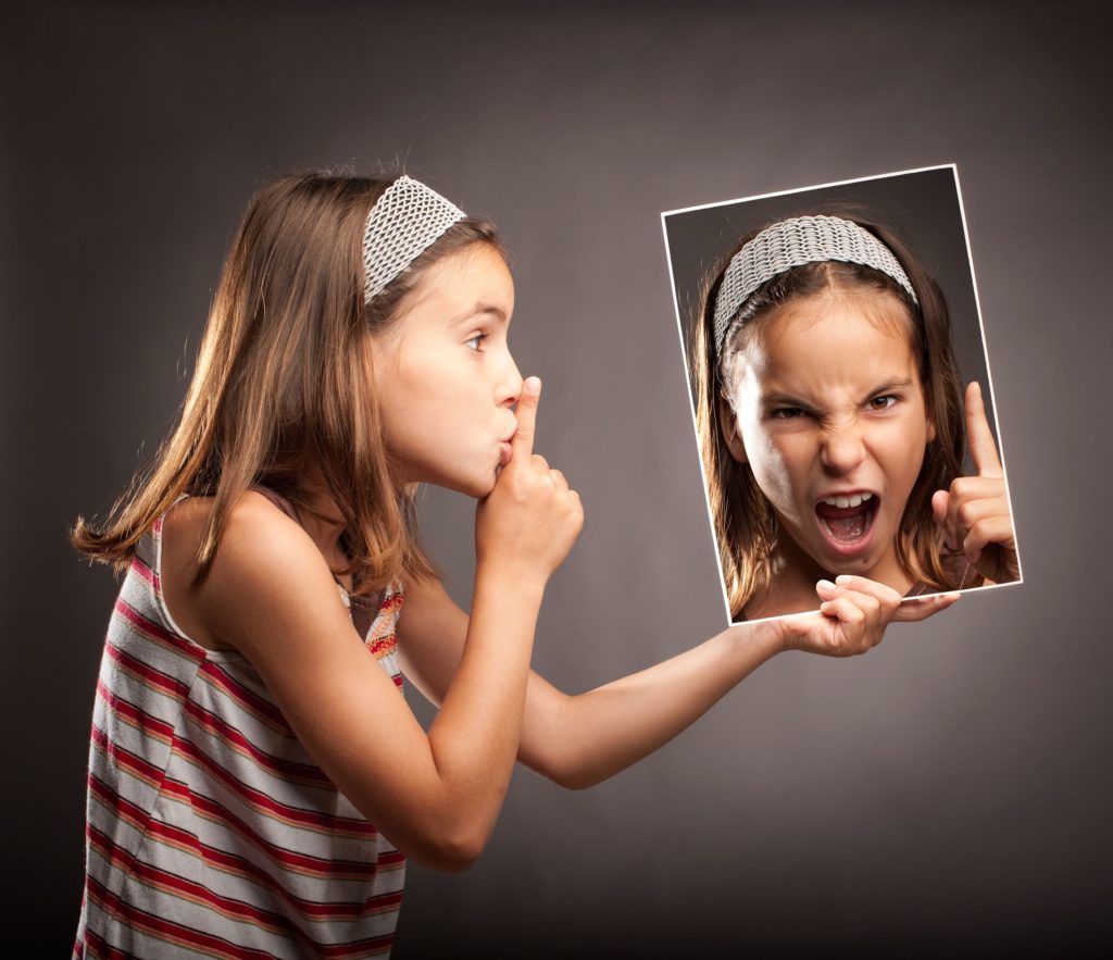 Как научить детей правильно выражать эмоции?