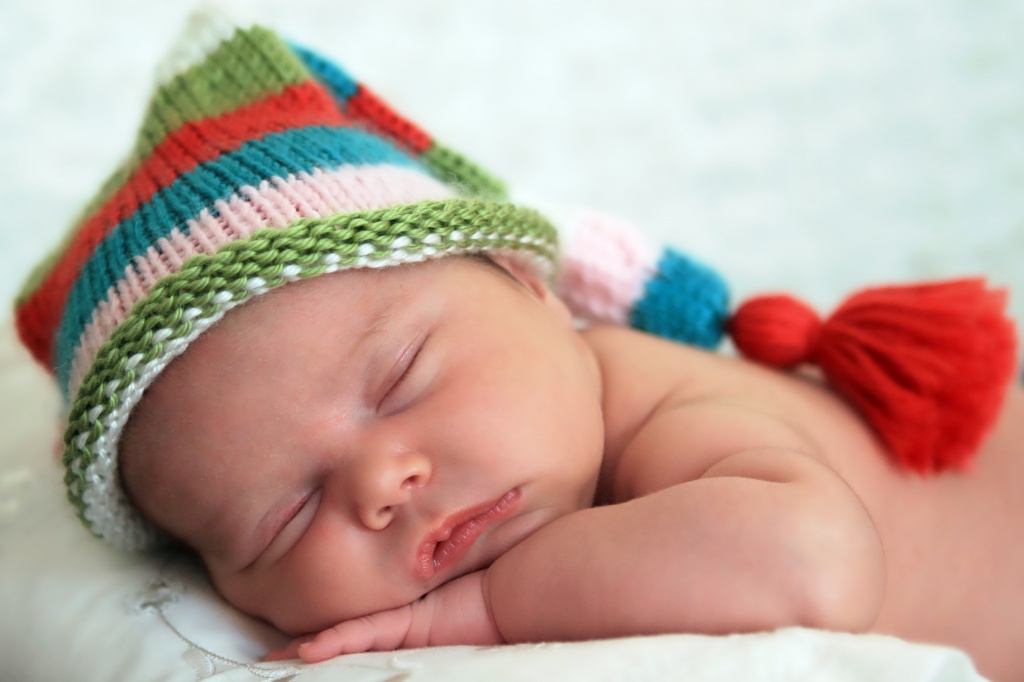 Чувства и эмоции ребенка первого месяца жизни