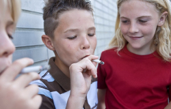 Что делать родителям, если подросток  курит?