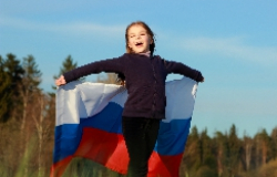 Как научить ребенка любить свою страну?