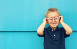Как предотвратить ухудшение зрения у ребенка?
