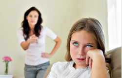 Неуважительное отношение детей к родителям — как исправить